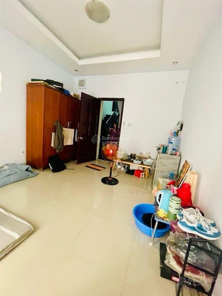 Rất gấp! ngay phạm văn hai  nhà đẹp 5tầng 60m2 đang cho thuê 33tr/tháng xe hơi thông chỉ 8.xtỷ(tl)