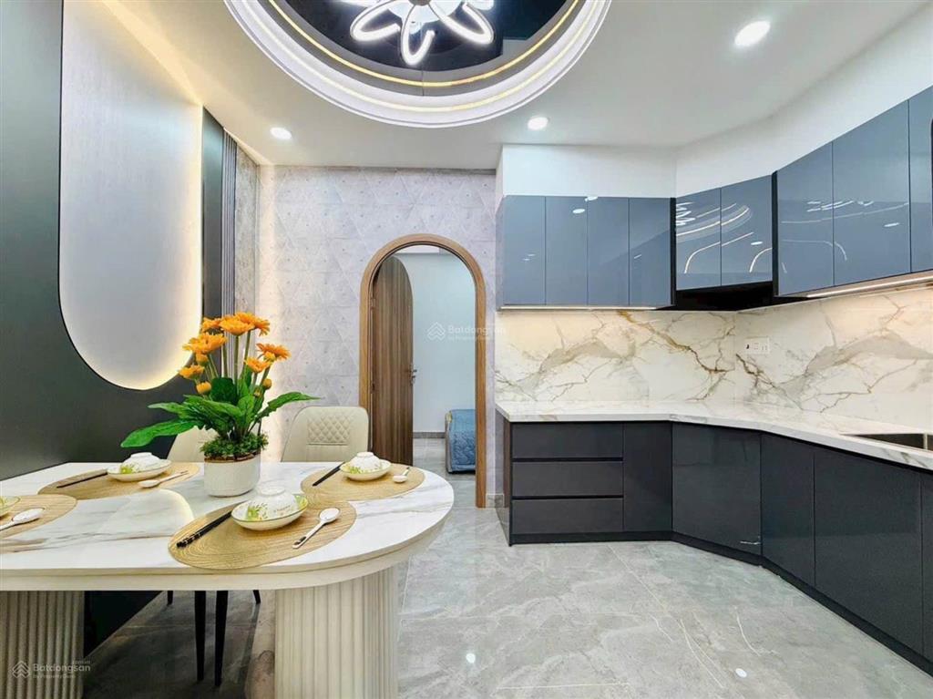Gần pandora trường chinh giáp cộng hoà,ngang khủng 6m 62m2, 4 tầng 5pn, oto ngủ nhà, nhỉnh 8tỷ tl