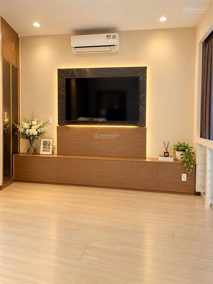 Gấp! giảm 1tỷ còn 22.x tỷ  cộng hoà 312m2  ngang khủng 7m  kd tốt  vị trí tt  kế sân bay