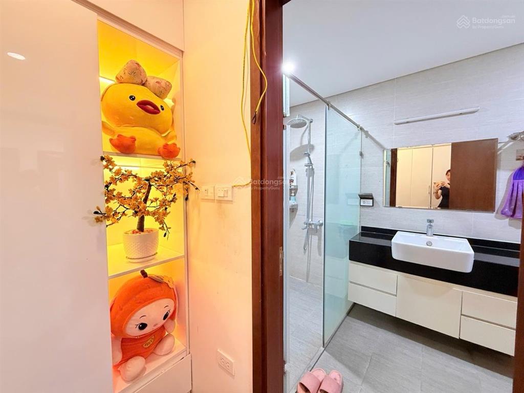 Bán chcc toà diamond 136 hồ tùng mậu  104m2 3 pn view svđ mỹ đình nội thất sịn sò nhỉnh 10tỷ
