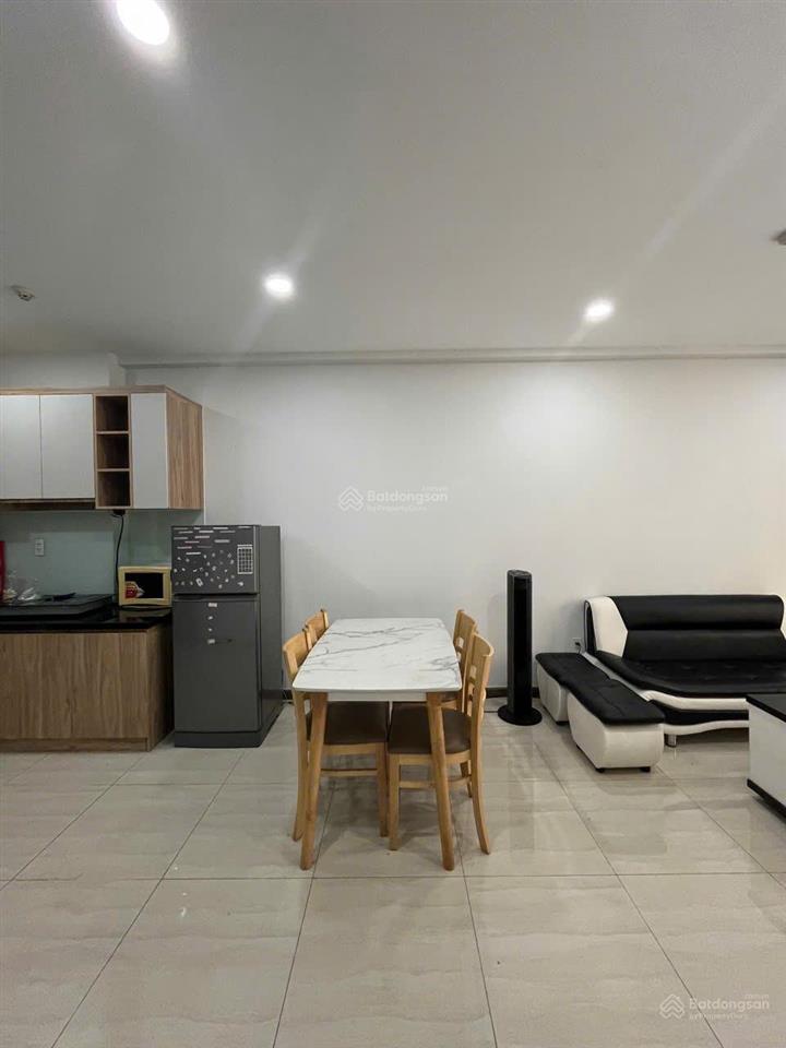 Giỏ hàng bcons plaza độc quyền tầng đẹp view hồ đá 2 pn/2 wc 2,350 tỷ có thương lượng nhẹ