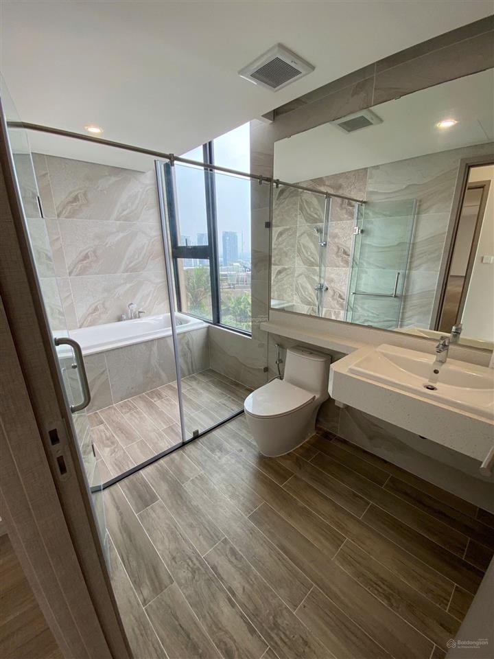 Bán nhanh căn 3 phòng ngủ 111m2 siêu đẹp