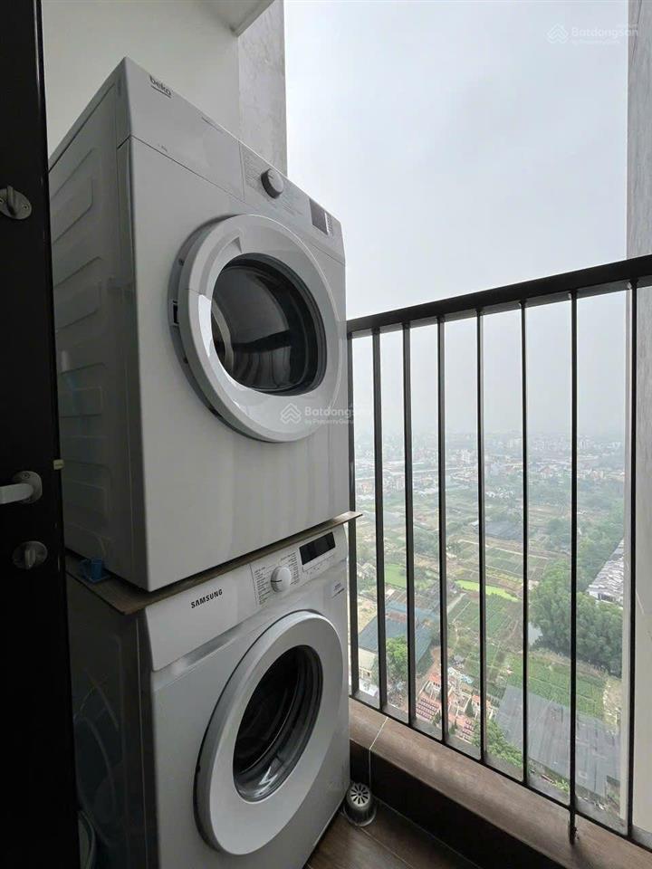Rất gấp! bán 2 phòng ngủ s  premium full đồ, giá chỉ 3,55 tỷ