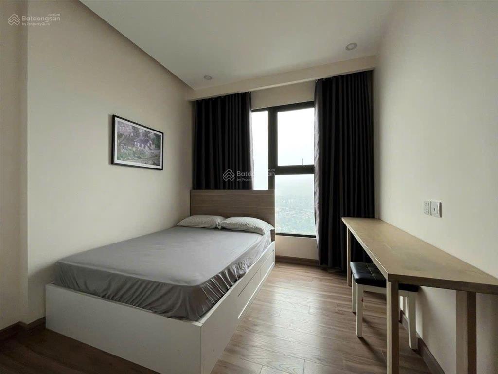 Rất gấp! bán 2 phòng ngủ s  premium full đồ, giá chỉ 3,55 tỷ