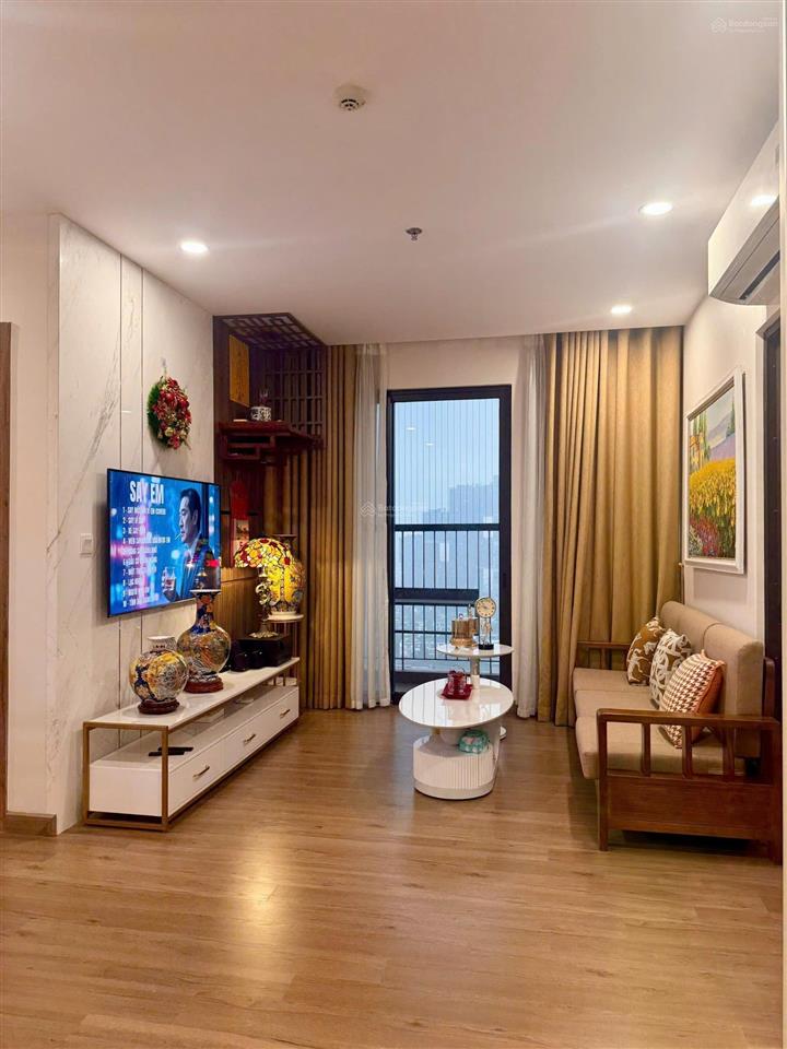 Hiếm!!! 2 ngủ 68m2 view biệt thự đảo hướng đông nam giá tốt nhất thị trường