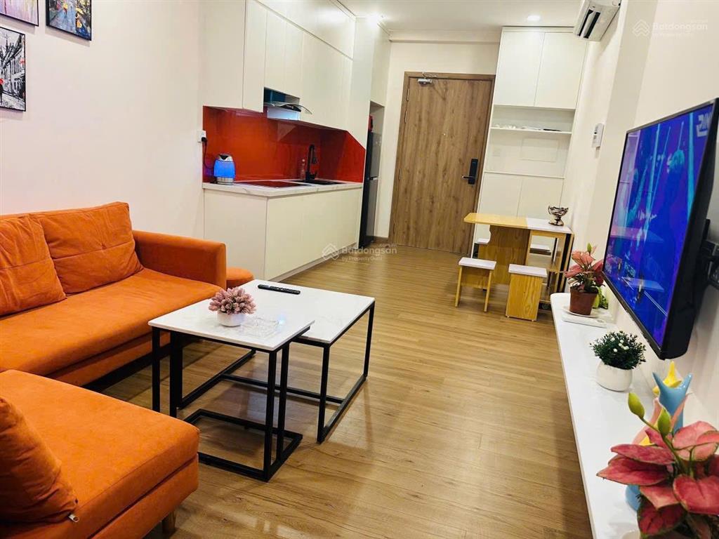 Gấp! bán 2 phòng ngủ full đồ 52m2, giá 3,37 tỷ