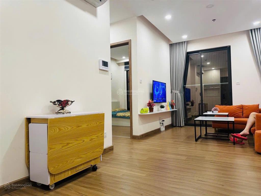 Gấp! bán 2 phòng ngủ full đồ 52m2, giá 3,37 tỷ