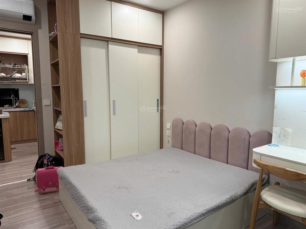 Cần tiền bán gấp căn hộ 2 phòng ngủ siêu đẹp full đồ, xách vali về ở