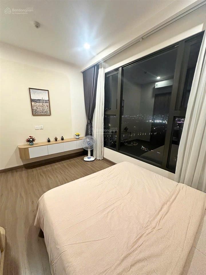 Siêu đẹp!! bán căn 1 ngủ đông nam view biệt thự đảo full đồ giá tốt