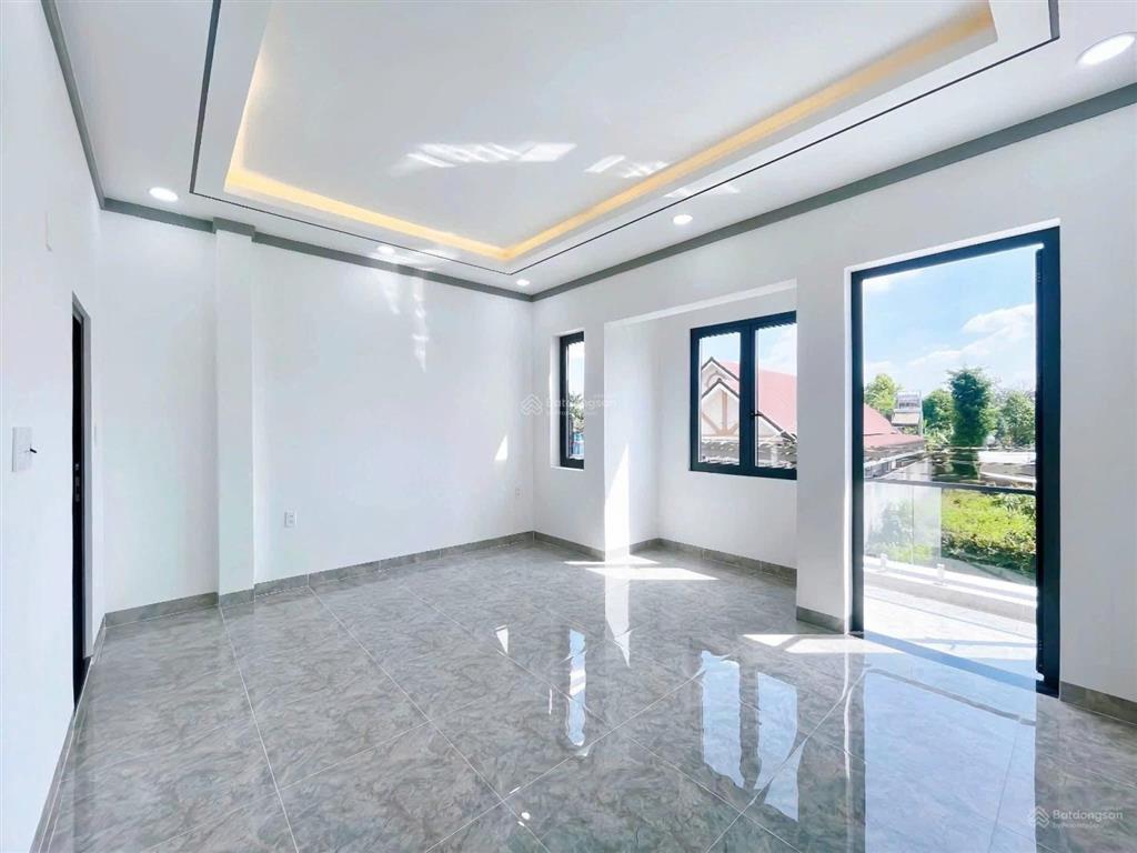 Bán nhà hoàn công phước tân, ngay cạnh chợ tân mai 2  tặng full nội thất