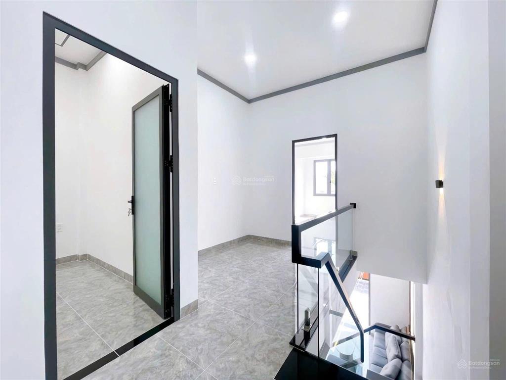 Bán nhà hoàn công phước tân, ngay cạnh chợ tân mai 2  tặng full nội thất