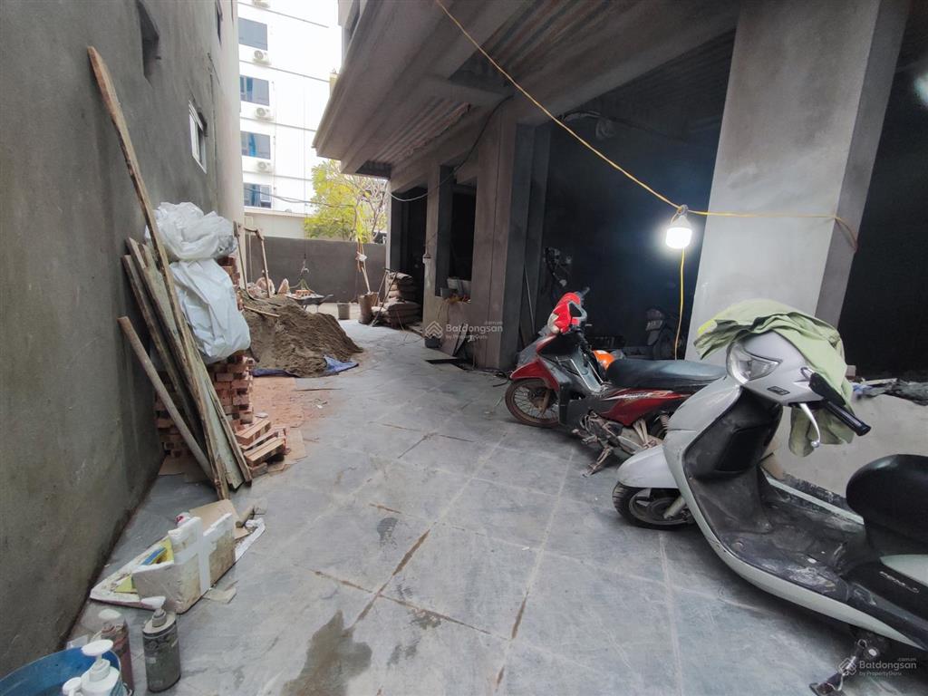 Siêu phẩm nhà phạm văn đồng! 58 m2, 5 tầng tm , mt 6m, 6 m ra pvd, mới. chỉ 15 tỷ.