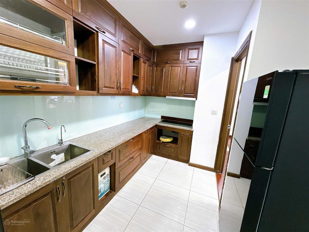 Tốt nhất ngoại giao đoàn! lô góc 130m2, 3 pn, nt full, view công viên. chỉ 15.5 tỷ