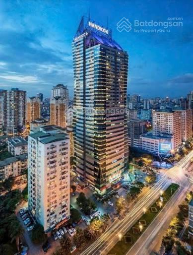 Ngoại giao siêu phẩm penhouse toà the diamond flower, 586 m2. giá vip nhất !