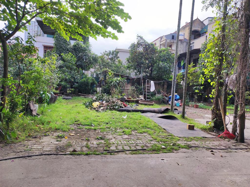 Lô góc 68.6 m2 đất, 521 cổ nhuế, mt 4.76m, sát ôtô. chỉ 11.99 tỷ.