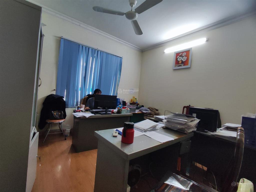 Tốt hơn tất cả căn hộ 17t5, 153 m2, 3 phòng ngủ, view mặt phố. chỉ 12.86 tỷ