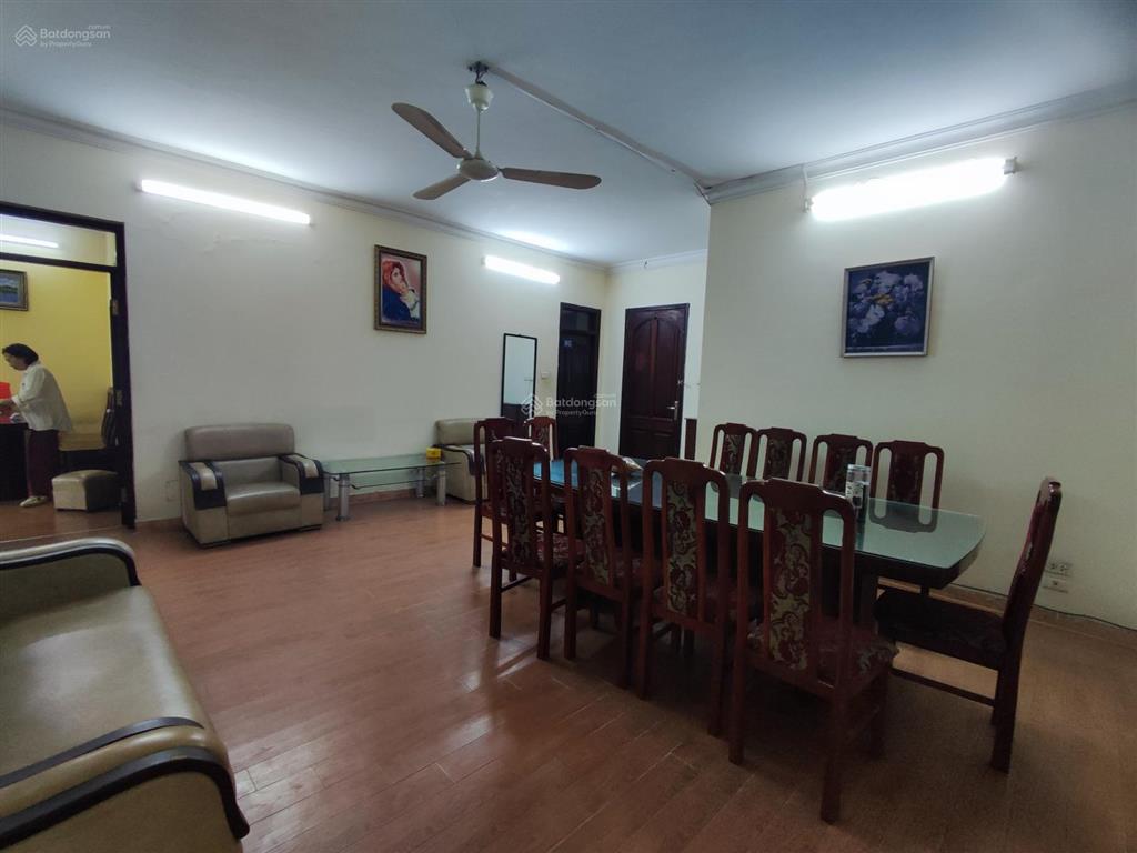 Tốt hơn tất cả căn hộ 17t5, 153 m2, 3 phòng ngủ, view mặt phố. chỉ 12.86 tỷ
