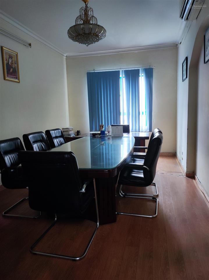 Tốt hơn tất cả căn hộ 17t5, 153 m2, 3 phòng ngủ, view mặt phố. chỉ 12.86 tỷ