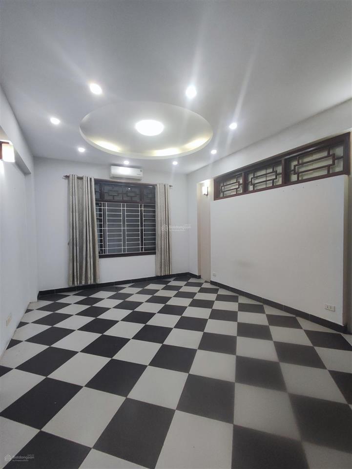 Hồ tây, lạc long quân 72,8 m², mt 4,3m, gara 7. chỉ 25.8 tỷ.