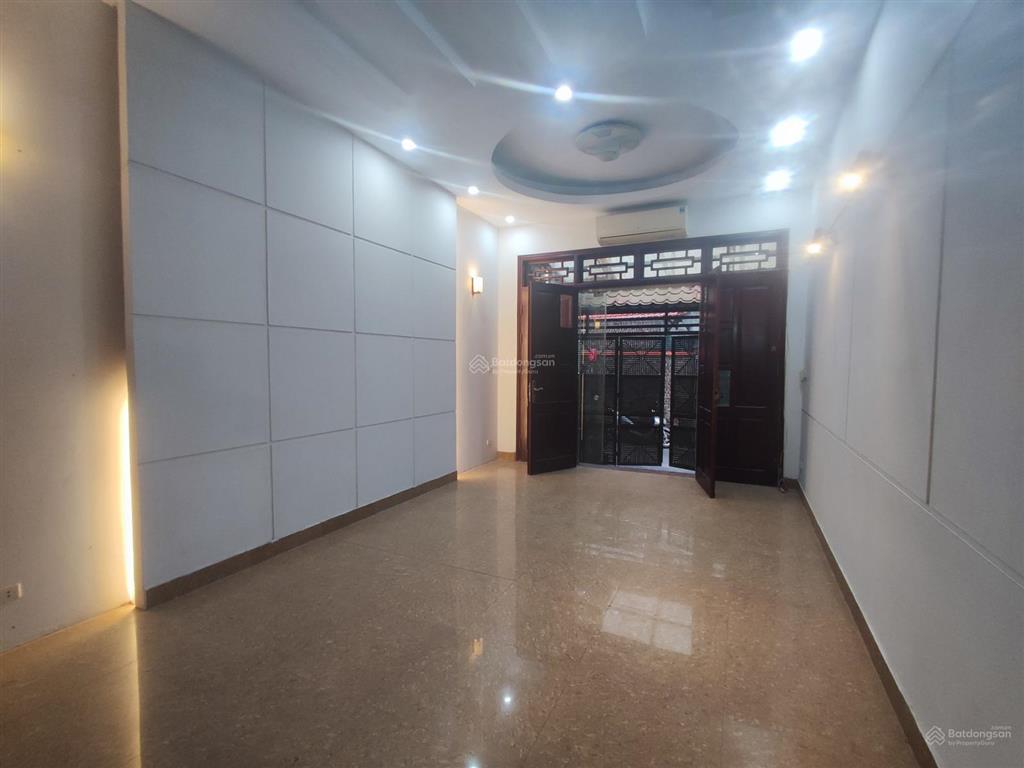 Hồ tây, lạc long quân 72,8 m², mt 4,3m, gara 7. chỉ 25.8 tỷ.