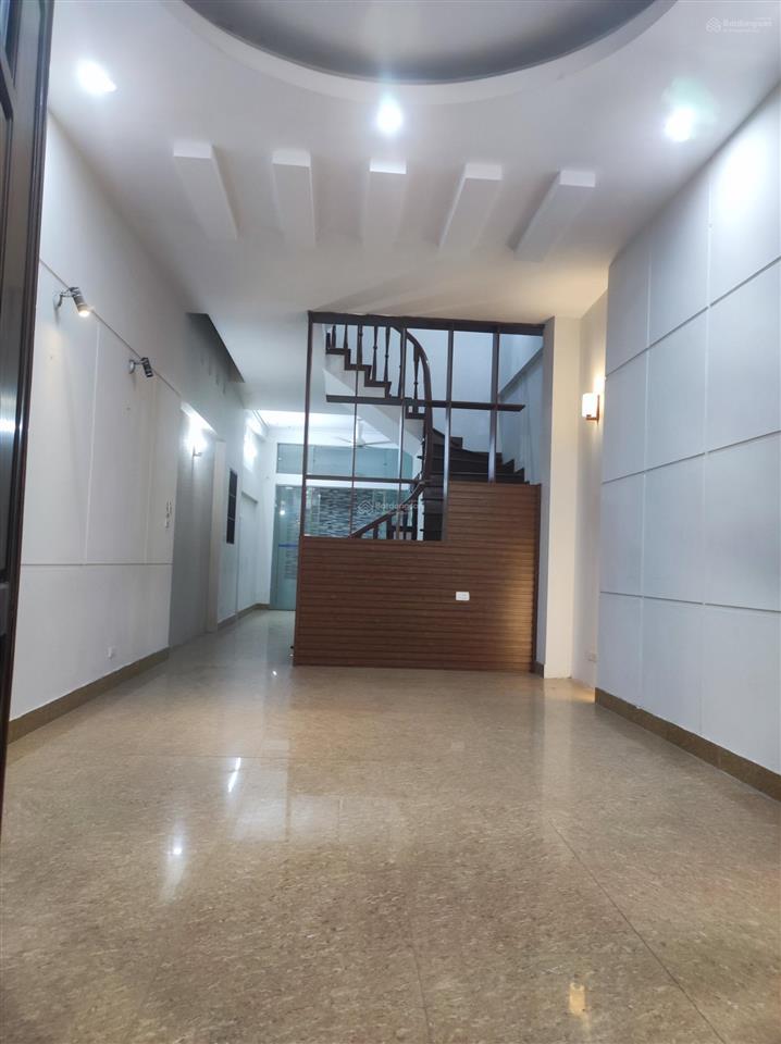 Hồ tây, lạc long quân 72,8 m², mt 4,3m, gara 7. chỉ 25.8 tỷ.