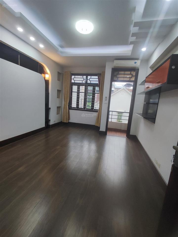 Hồ tây, lạc long quân 72,8 m², mt 4,3m, gara 7. chỉ 25.8 tỷ.