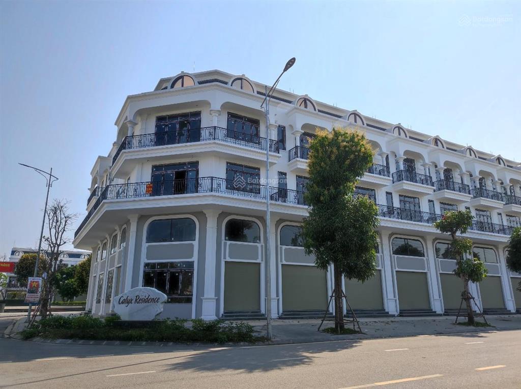 View quảng trường 319! 72 m2, 5 tầng, mt 5m. hot 9,86 tỷ.