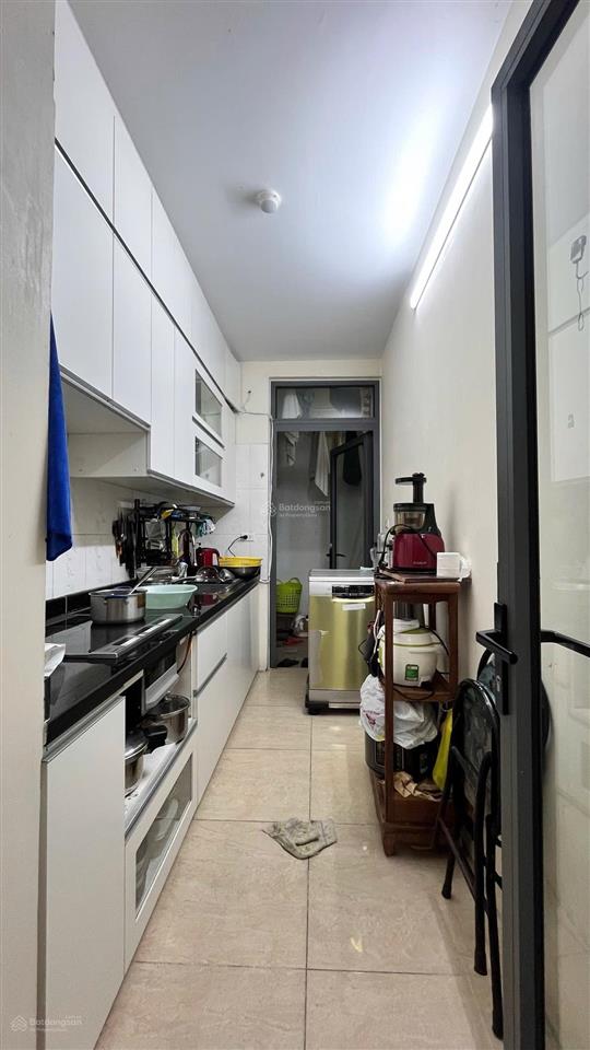 Em chuyên cập nhật ch ngoại giao đoàn, 95 m2, 2 pn. hot 8 tỷ.