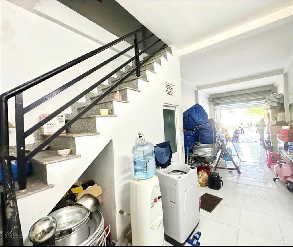 Chỉ 1 tỷ 090 tr dãy nhà trọ ngay kcn becamex bàu bàng dân cư đông, sổ hồng, thu nhập 14tr/tháng