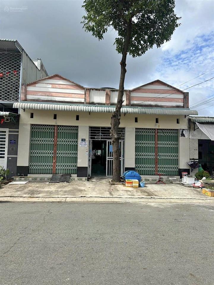 Chưa đến 850tr có ngay nhà trọ kcn minh hưng, chơn thành. đường lớn 8m, dân cư đông