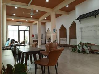 Nhà 3 tầng mt trần cao vân , dt đất 280m2, ngang 12m , vị trí đẹp đắc địa