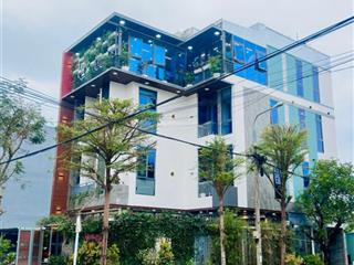 Villa cao cấp mới xây gồm 10 phòng ngủ full nội thất đẹp, có thang máy, pccc đầy đủ