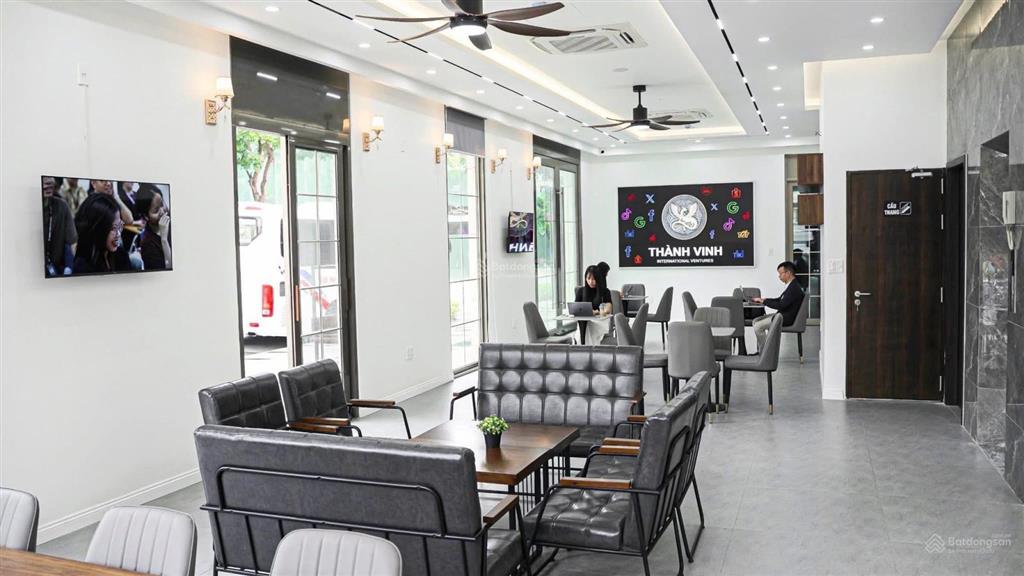 Cho thuê nguyên căn góc 2 mặt tiền nguyễn bình, hải châu, khu shophouse cầu tiên sơn