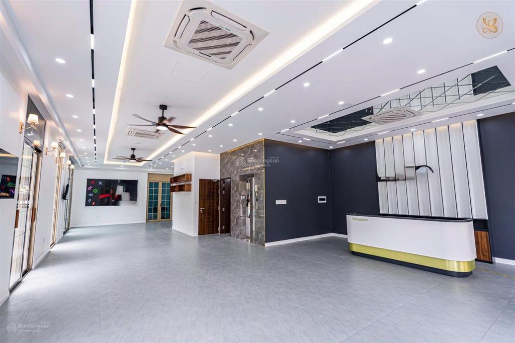 Cho thuê nguyên căn góc 2 mặt tiền nguyễn bình, hải châu, khu shophouse cầu tiên sơn