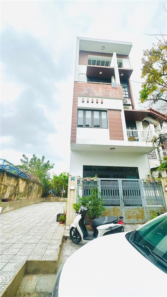 Bán nhà 4 tầng mặt tiền sát phạm văn đồng, dương đình nghệ, trung tâm biển sơn trà