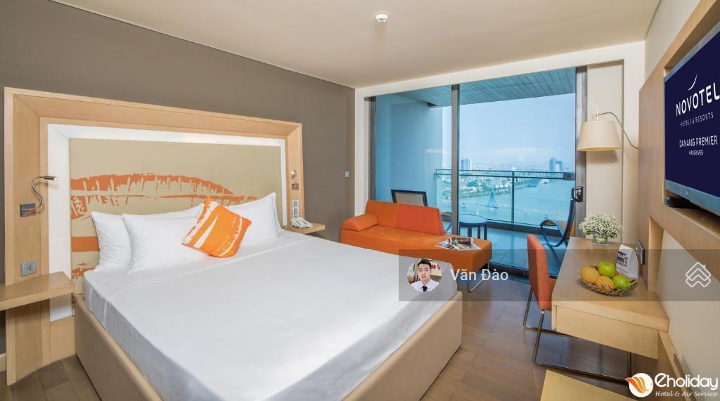 Khách sạn 4* mt đường bạch đằng view sông hàn cực đẹp, vị trí đẹp gần chợ hàn, nhà thờ con gà