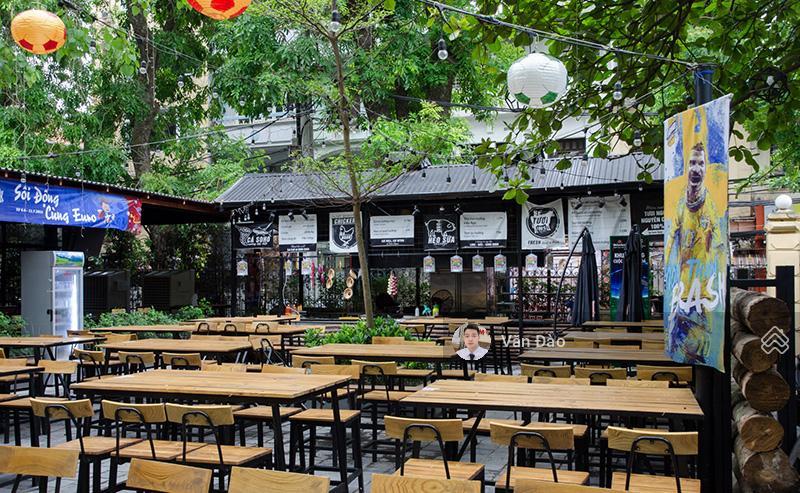 Mặt bằng sân vườn dt 500m2, ngang 28m, gần trần bạch đằng, gần biển, khu đông khách du lịch