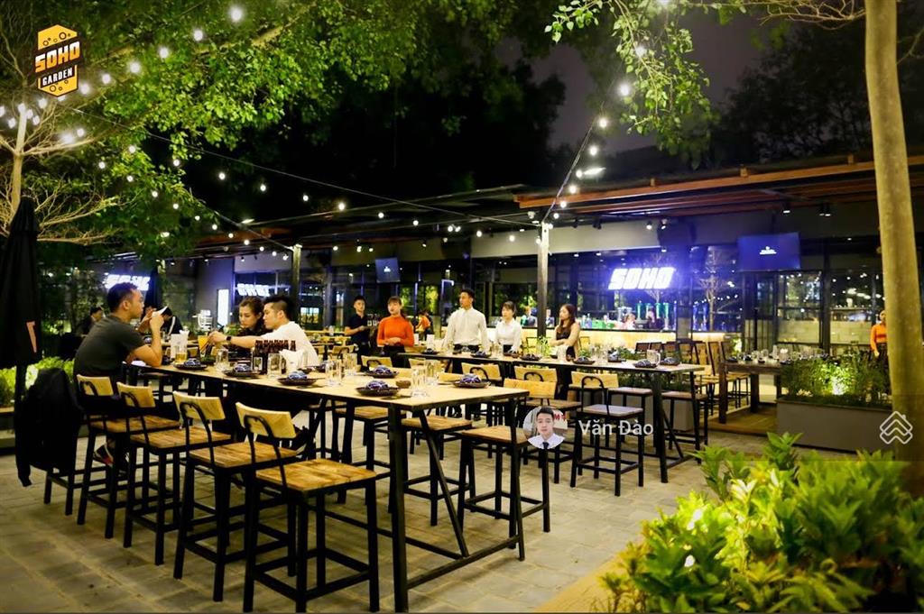 Mặt bằng sân vườn dt 500m2, ngang 28m, gần trần bạch đằng, gần biển, khu đông khách du lịch