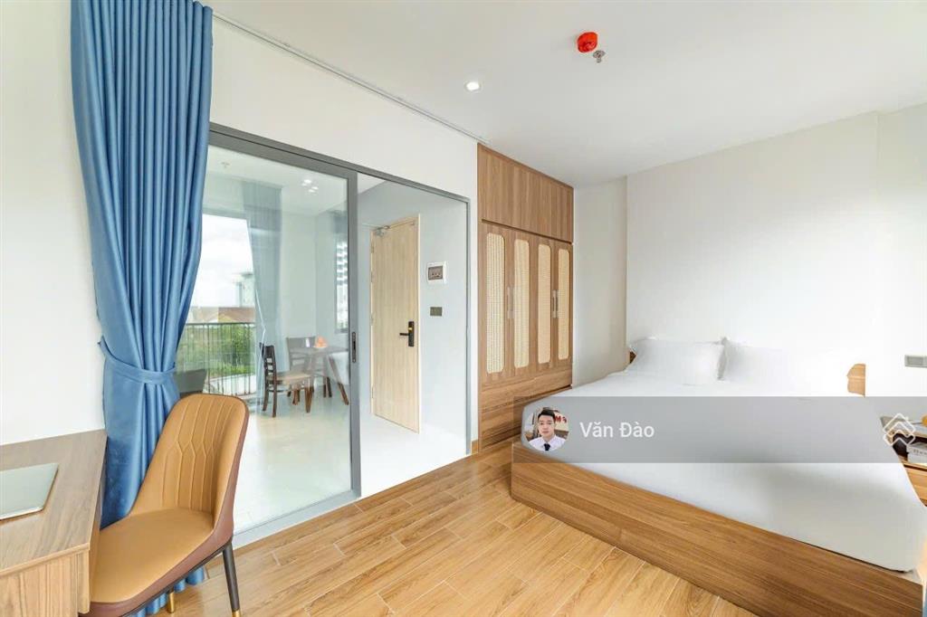 Căn hộ 7 tầng view biển , cách biển vài phút đi bộ , tông 12 căn hộ dòng tiền 150 triệu / tháng