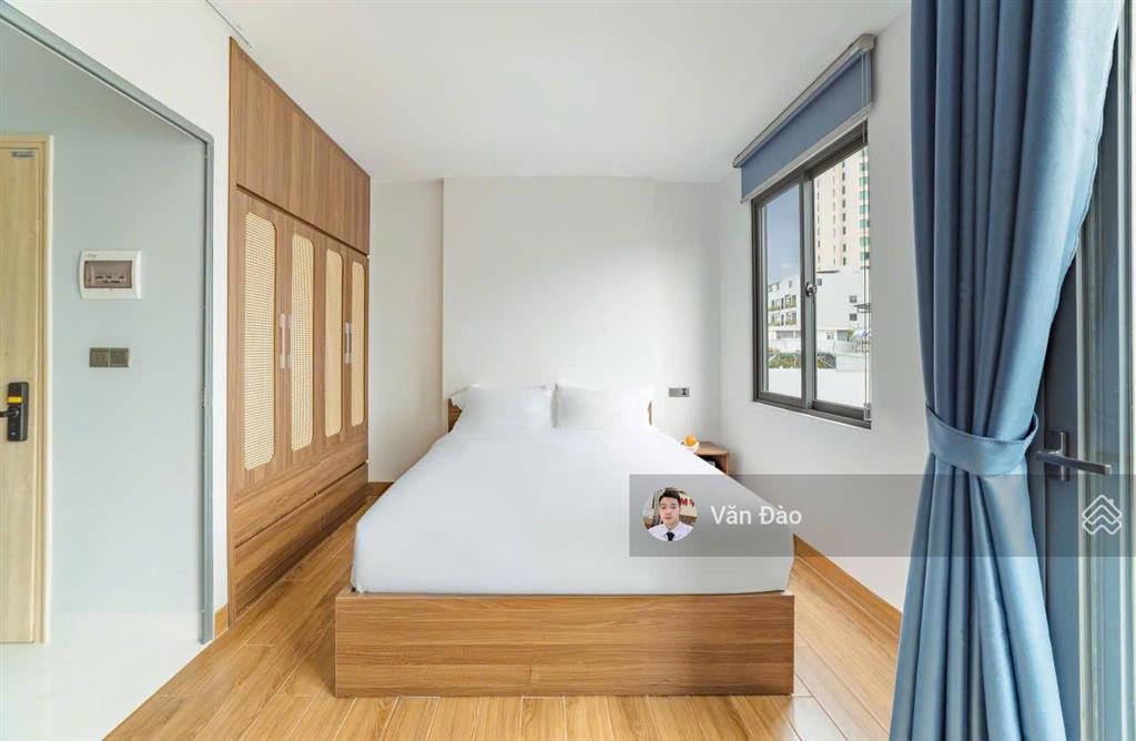 Căn hộ 7 tầng view biển , cách biển vài phút đi bộ , tông 12 căn hộ dòng tiền 150 triệu / tháng