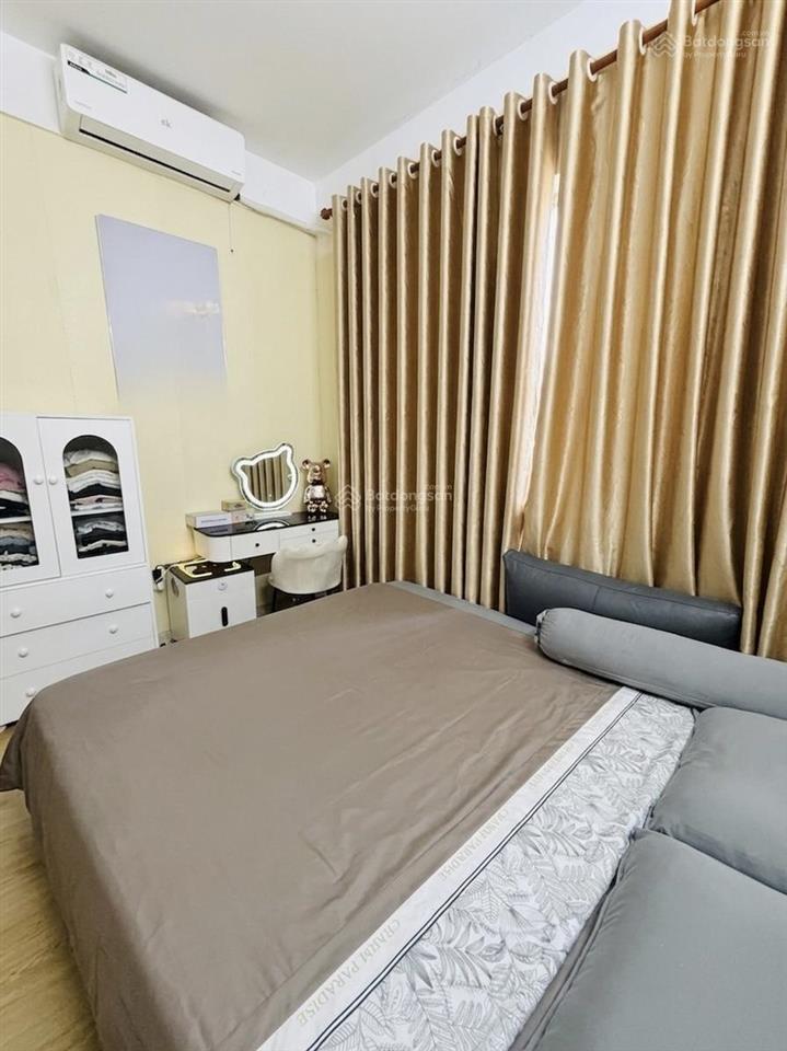 Căn hộ chung cư âu cơ full nội thất, tiện ích đầy đủ, sổ hồng công chứng sang tên ngay