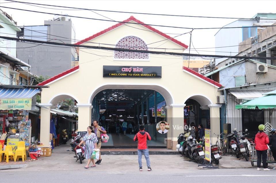Mặt bằng đối diện chợ hàn cực đẹp, khu khách du lịch đông đúc