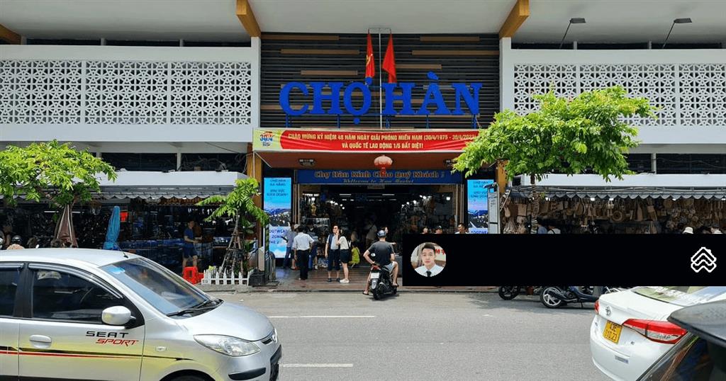 Mặt bằng đối diện chợ hàn cực đẹp, khu khách du lịch đông đúc