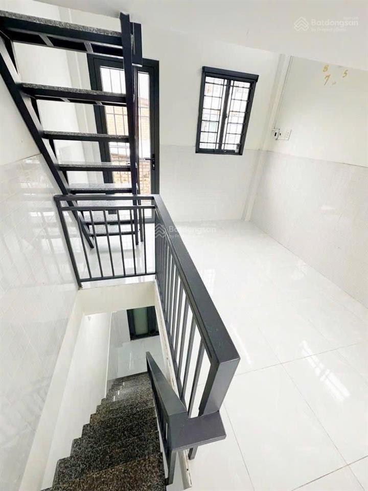 Bán nhà rẻ hẻm xe hơi tân phú vừa ở vừa kinh doanh