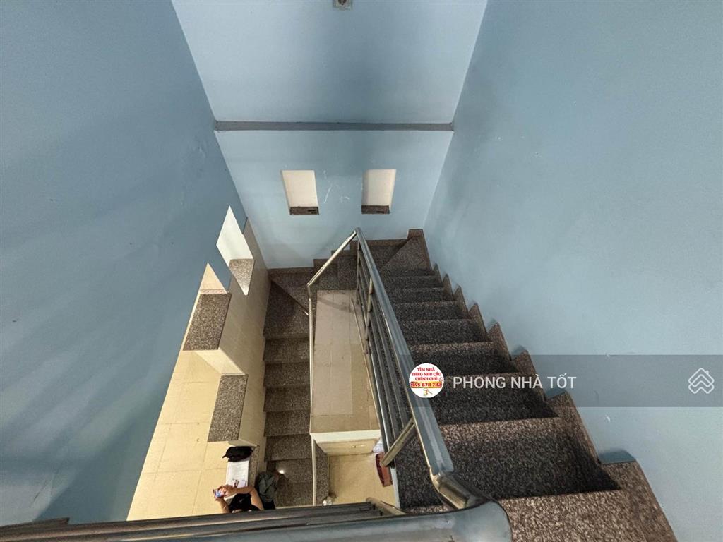 Bán nhà tân bình chợ phạm văn hai ngộp nh bán gấp