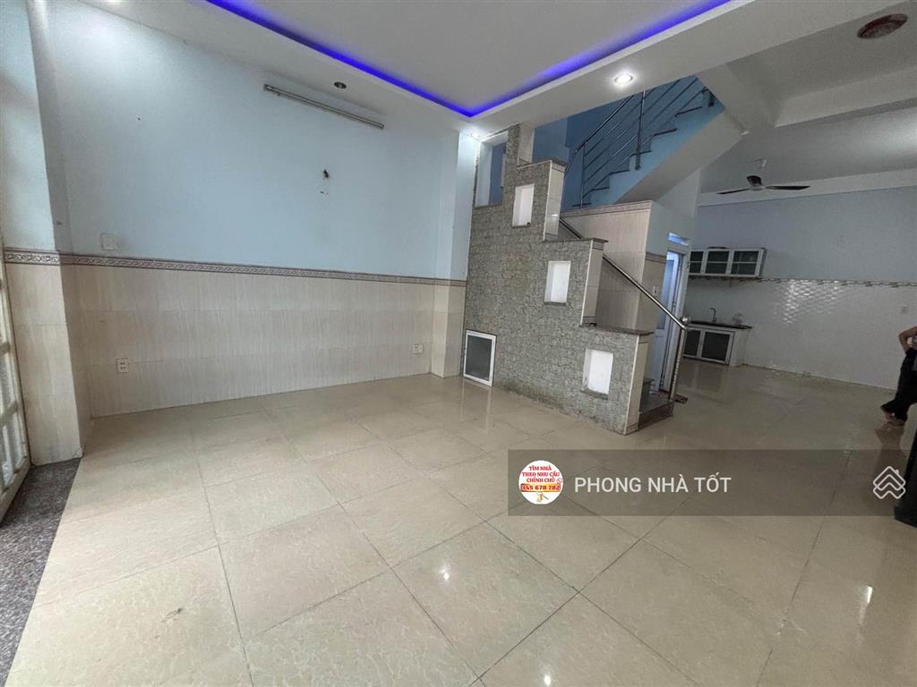 Bán nhà tân bình chợ phạm văn hai ngộp nh bán gấp