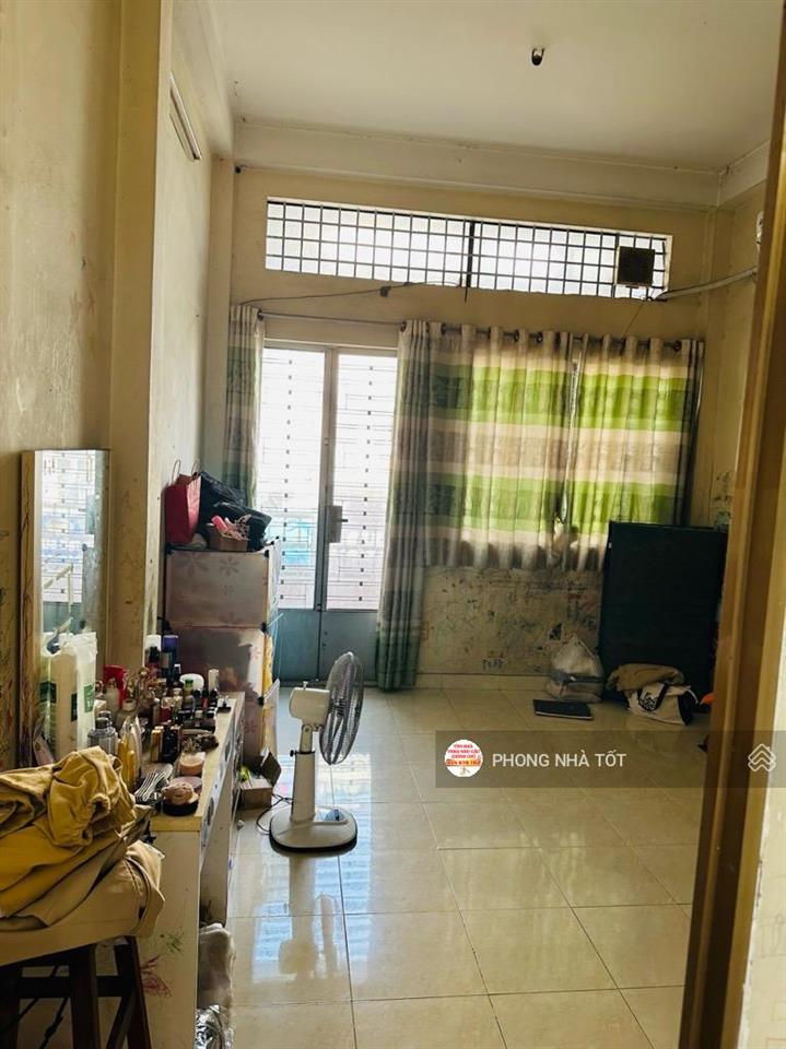 Bán nhà mặt tiền ông ích khiêm quận 11.
