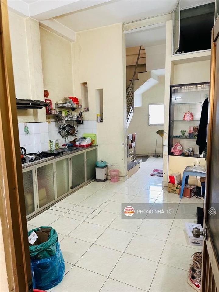 Bán nhà mặt tiền ông ích khiêm quận 11.