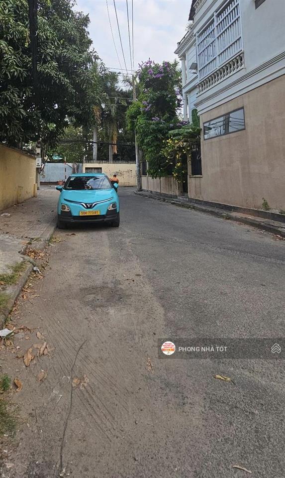 Hơn 5tỷ nhà 82m2 tân phú giáp tân bình. gấp bán.