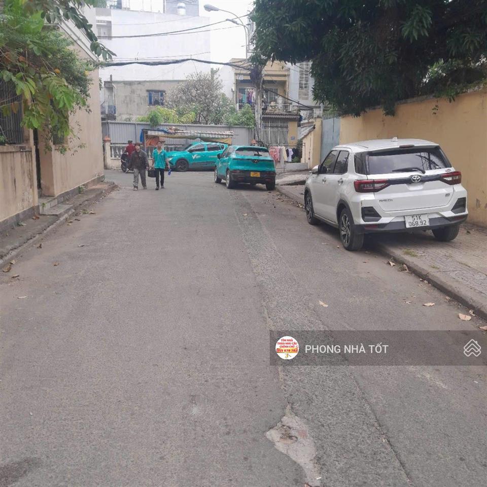 Hơn 5tỷ nhà 82m2 tân phú giáp tân bình. gấp bán.